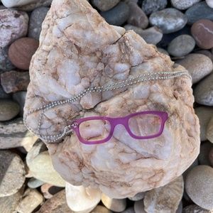 Novelty Purple Acrylic Eyeglass Necklace Promo Europa Cimzia Optician Optical